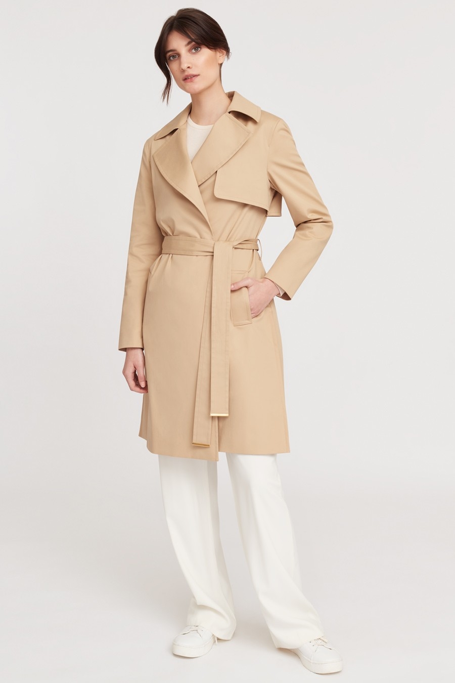 cuyana-classic-trench-wheat - The Cool Mom Co.